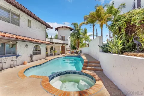 11138 Pinehurst Dr, Lakeside, CA 92040