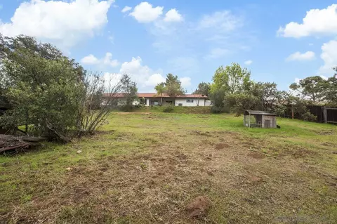 Exterior - 2640 Eltinge Dr, Alpine, CA 91901 photo 6 of 10