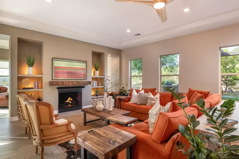 Living - 14516 Highcrest Ct, Poway, CA 92064 photo 3 of 4