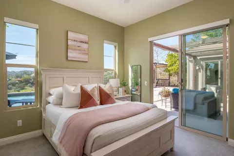Bedroom - 14516 Highcrest Ct, Poway, CA 92064 photo 6 of 7