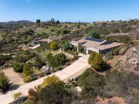View/Area - 14516 Highcrest Ct, Poway, CA 92064 photo 11 of 16
