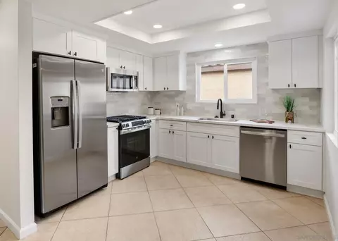 Kitchen - 4768 Sequoia Pl, Oceanside, CA 92057 photo 1 of 2