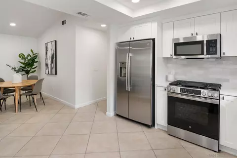 Kitchen - 4768 Sequoia Pl, Oceanside, CA 92057 photo 2 of 2