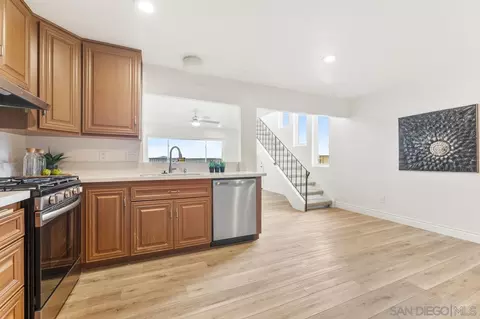 Kitchen - 10552 Santana St, Santee, CA 92071 photo 4 of 4