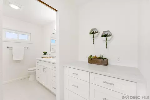 Bath - 10552 Santana St, Santee, CA 92071 photo 2 of 5
