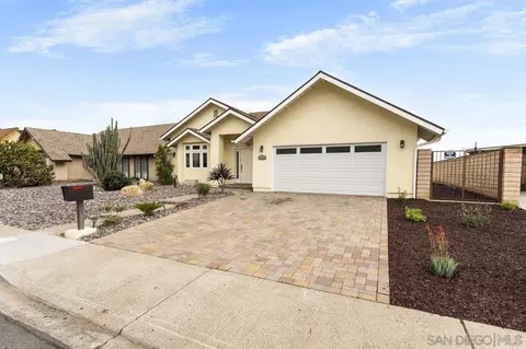 Exterior - 10552 Santana St, Santee, CA 92071 photo 2 of 7