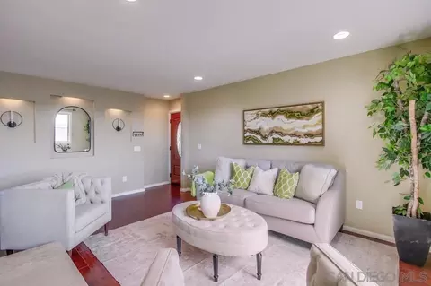 Living - 1312 Paraiso Ave, Spring Valley, CA 91977 photo 4 of 6