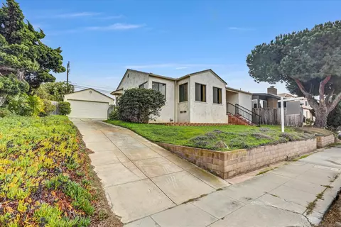 2337 Palermo, San Diego, CA 92106