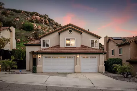 640 Dimaio Way, Escondido, CA 92027 photo 2