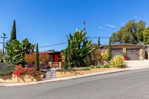 2234 Poinsettia Dr, San Diego, CA 92106