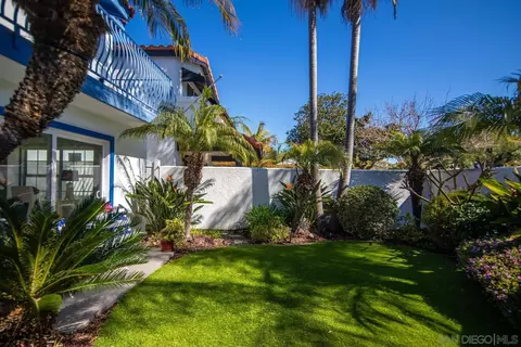 Exterior - 948 B Ave, Coronado, CA 92118 photo 14 of 15
