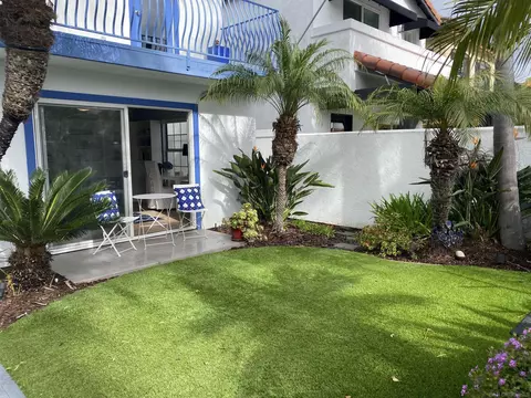 Exterior - 948 B Ave, Coronado, CA 92118 photo 2 of 15