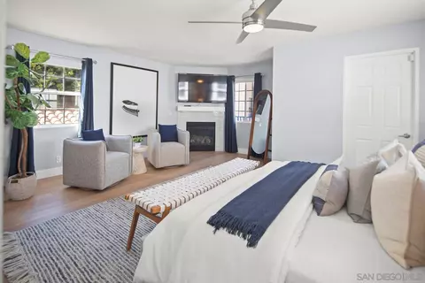 Bedroom - 948 B Ave, Coronado, CA 92118 photo 4 of 7