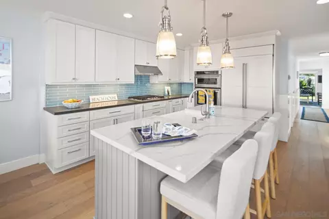 Kitchen - 948 B Ave, Coronado, CA 92118 photo 4 of 6