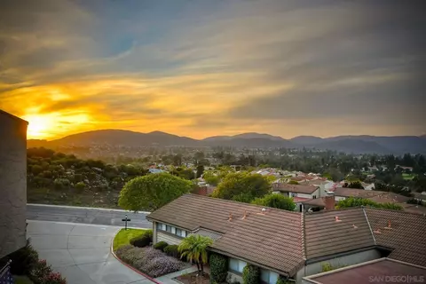 17391 Plaza Dolores, San Diego, CA 92128