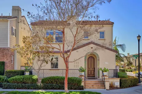 6173 Blue Dawn Trl, San Diego, CA 92130