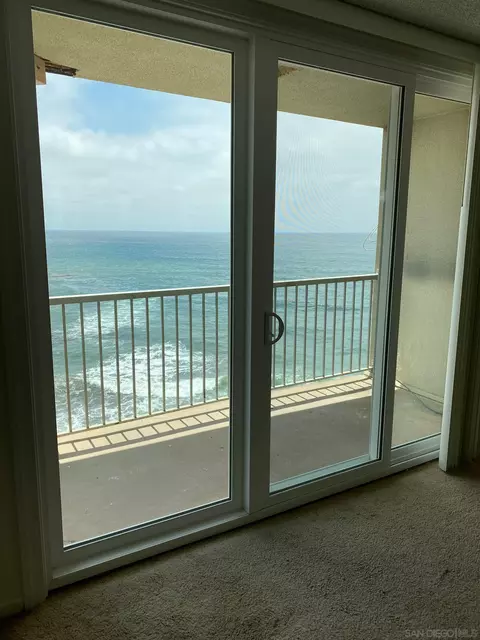 4909 Orchard Ave #301, San Diego, CA 92107
