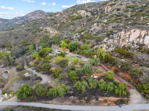 View/Area - 11751 Rocky Ln, Lakeside, CA 92040 photo 3 of 15