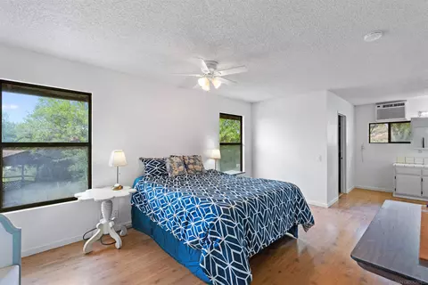 Bedroom - 11751 Rocky Ln, Lakeside, CA 92040 photo 2 of 4