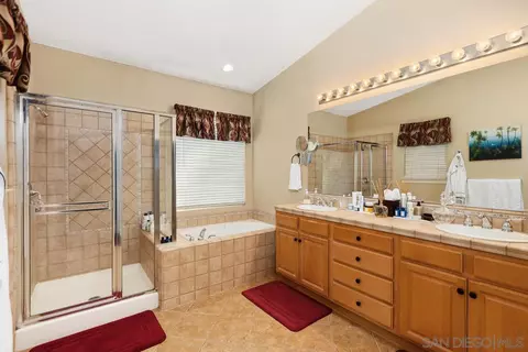 Bath - 1723 Sunset Rose Ct, El Cajon, CA 92019 photo 2 of 3