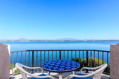 89 Tunapuna Ln, Coronado, CA 92118