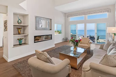 Living - 89 Tunapuna Ln, Coronado, CA 92118 photo 1 of 5