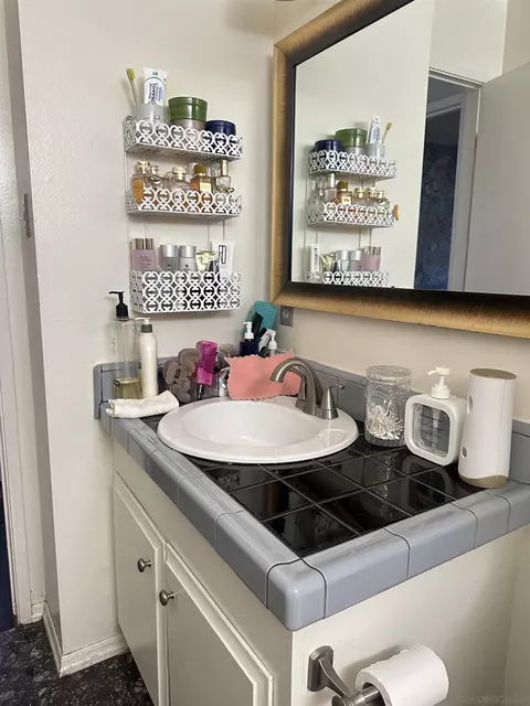 Bath - 1046 Bartlett, Vista, CA 92084 photo 1 of 2