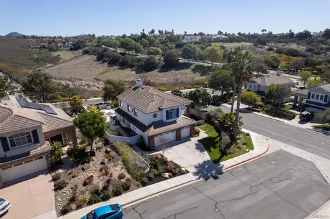 7925 Via Ensenada, Carlsbad, CA 92009 photo 42