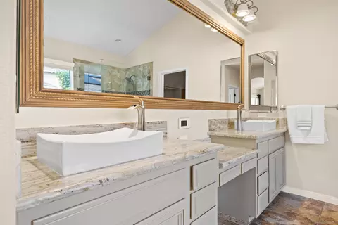 7925 Via Ensenada, Carlsbad, CA 92009 photo 13