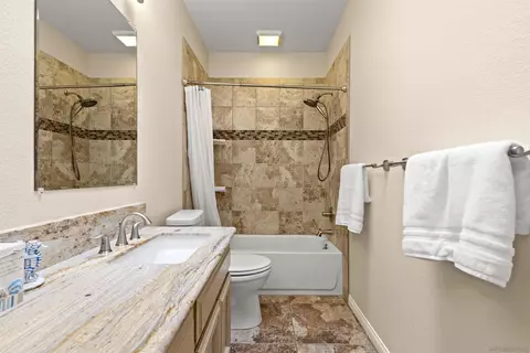 7925 Via Ensenada, Carlsbad, CA 92009 photo 29