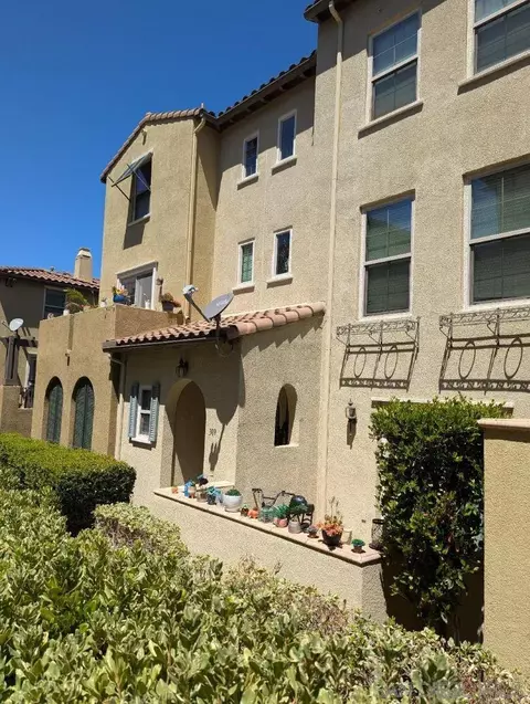 Exterior - 309 Bishop, San Marcos, CA 92078 photo 1 of 5