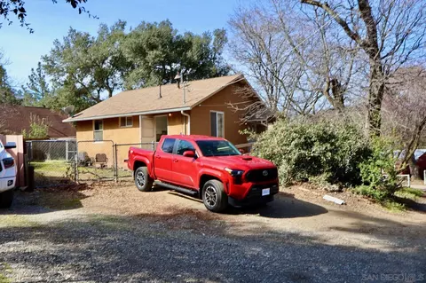 1273 Ridge Trl, Julian, CA 92036 photo 2