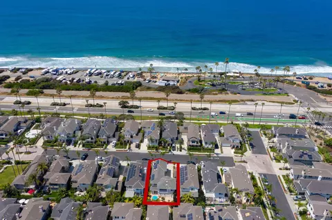 7024 Whitewater St, Carlsbad, CA 92011