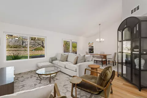 Living - 1059 Monterey Vista Way, Encinitas, CA 92024 photo 3 of 3