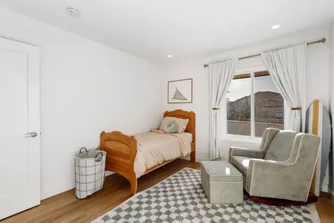 Bedroom - 1059 Monterey Vista Way, Encinitas, CA 92024 photo 5 of 5