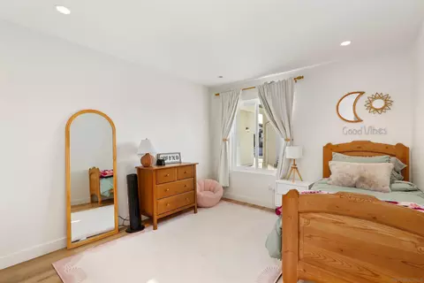 Bedroom - 1059 Monterey Vista Way, Encinitas, CA 92024 photo 4 of 5