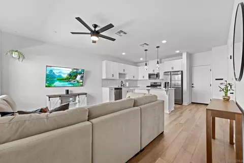 316 Zest Ln, Fallbrook, CA 92028