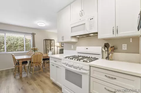 1040 Flax Ct, San Diego, CA 92154