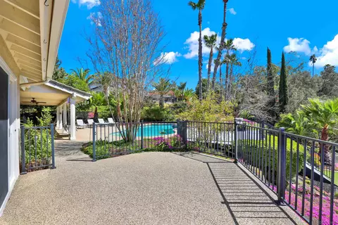Exterior - 1033-1035 Summit Trl, Escondido, CA 92025 photo 10 of 23