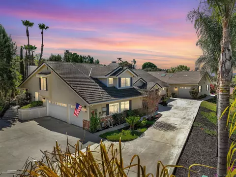Exterior - 1033-1035 Summit Trl, Escondido, CA 92025 photo 2 of 23