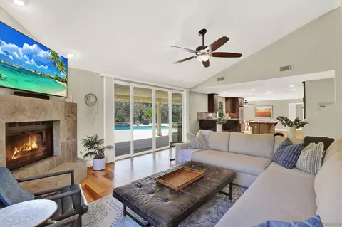 Living - 1033-1035 Summit Trl, Escondido, CA 92025 photo 1 of 3