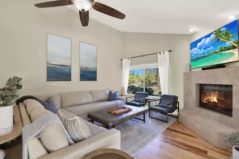Living - 1033-1035 Summit Trl, Escondido, CA 92025 photo 3 of 3