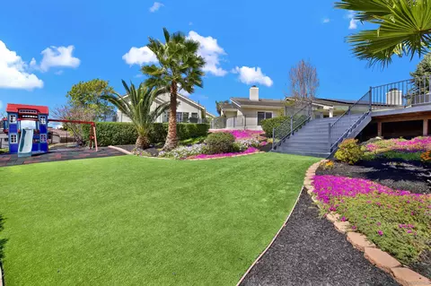 Exterior - 1033-1035 Summit Trl, Escondido, CA 92025 photo 6 of 23