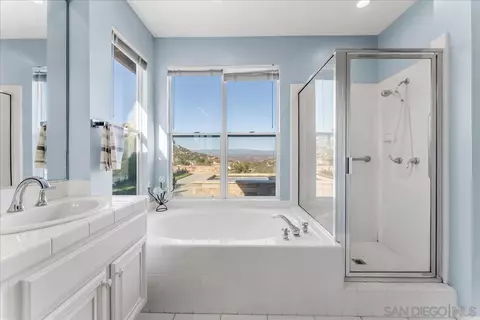 Bath - 16984 Obsidian Dr, Ramona, CA 92065 photo 1 of 1