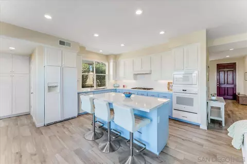 Kitchen - 16984 Obsidian Dr, Ramona, CA 92065 photo 3 of 3