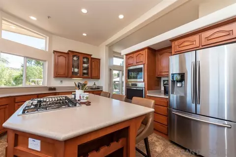 Kitchen - 12610 Wildcat Canyon Rd, Lakeside, CA 92040 photo 2 of 4