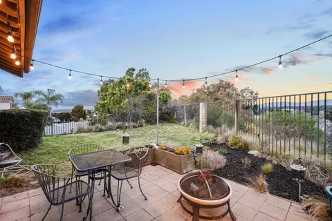 Exterior - 1340 Sunglow Dr, Oceanside, CA 92056 photo 9 of 14