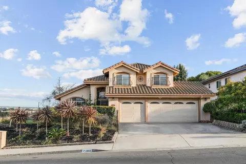 Exterior - 1340 Sunglow Dr, Oceanside, CA 92056 photo 12 of 14