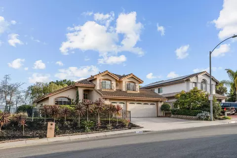 Exterior - 1340 Sunglow Dr, Oceanside, CA 92056 photo 13 of 14