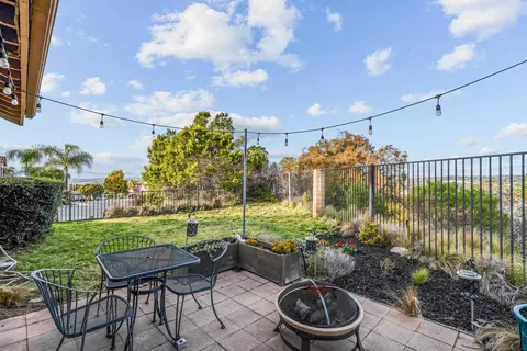 Exterior - 1340 Sunglow Dr, Oceanside, CA 92056 photo 11 of 14